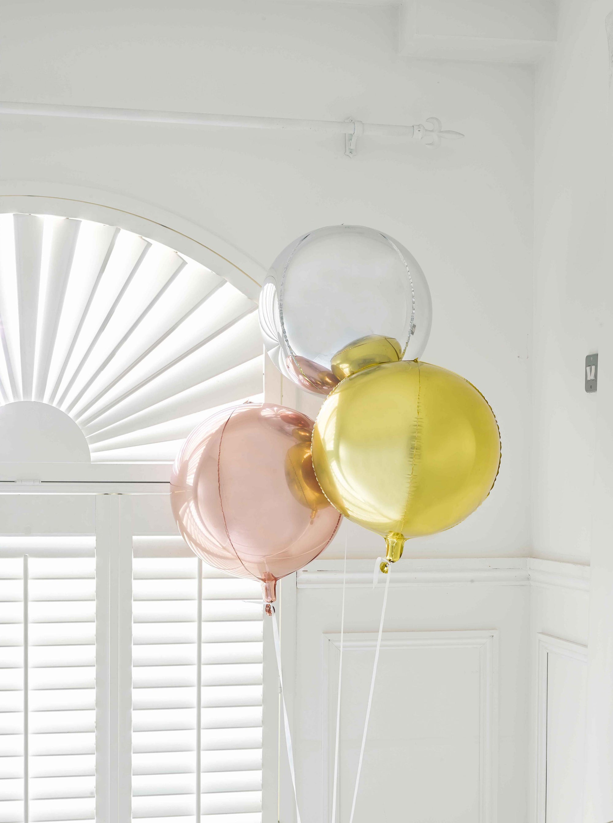 Large Orb Balloon